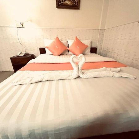 Nice Guesthouse Phnom Penh Exterior photo