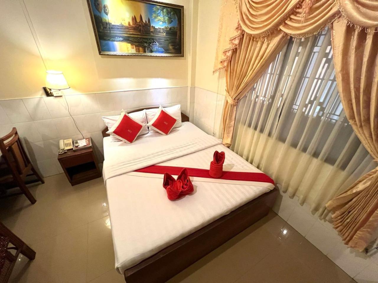 Nice Guesthouse Phnom Penh Exterior photo